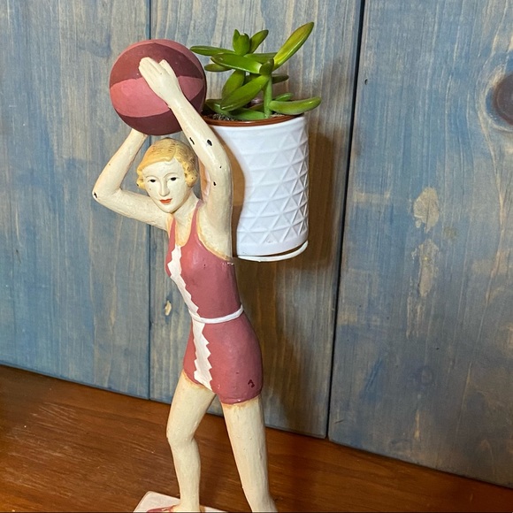Vintage Rare Female Basketball Player 12” Figurine - Picture 7 of 14